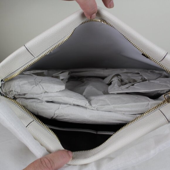 Coach Scout Hobo Style #: 34312 - Picture 3 of 15